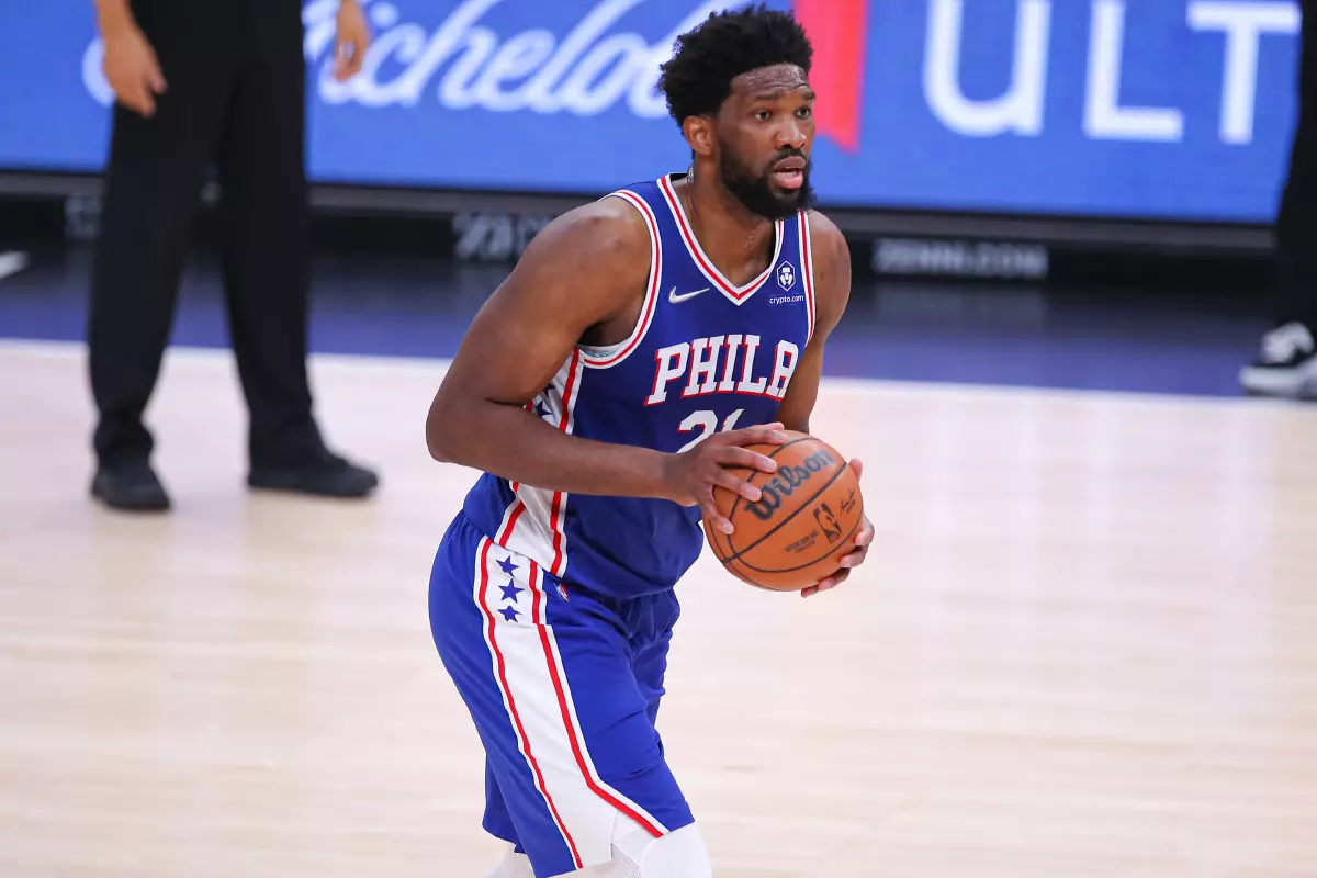 Nba News Joel Embiid Becomes First Center Since Shaquille O Neal To