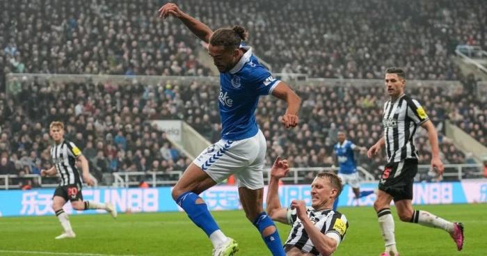 Calvert-Lewin 'involved in swap deal talks' after Newcastle star 'refused' move