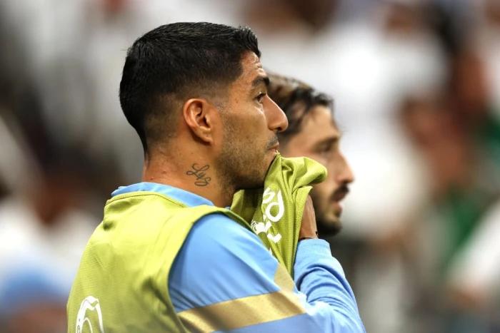 Sport | Uruguay star Luis Suarez announces retirement from international football