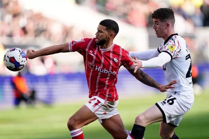 Bristol City's Nahki Wells and Middlesbrough's Darragh Lenihan