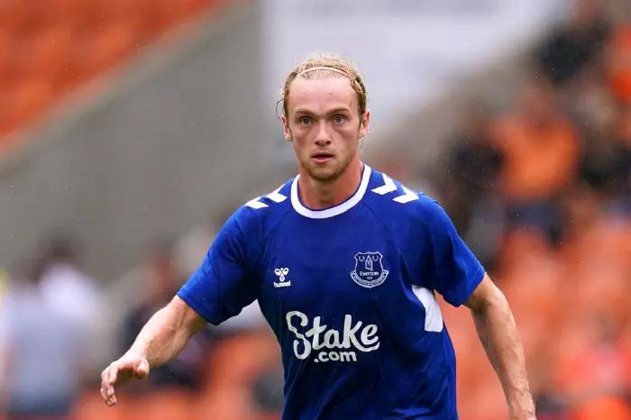 Tom Davies