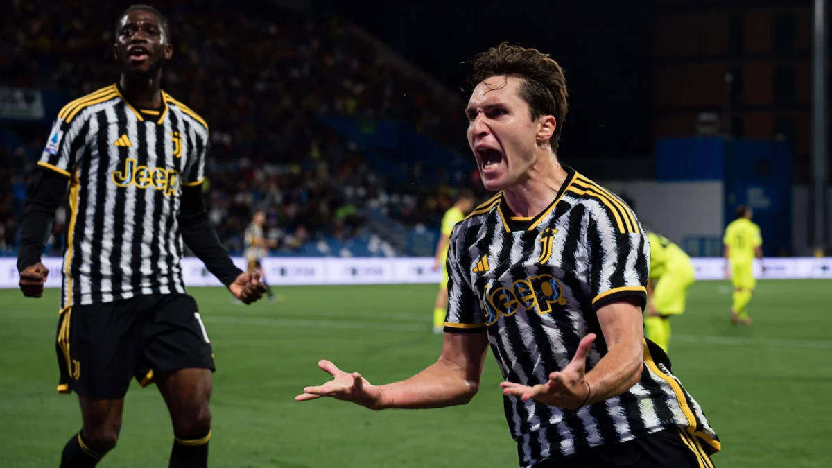 Federico Chiesa of Juventus celebrates