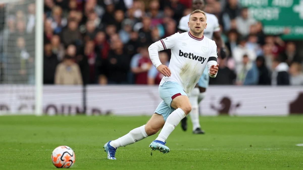 Jarrod Bowen at Villa Park