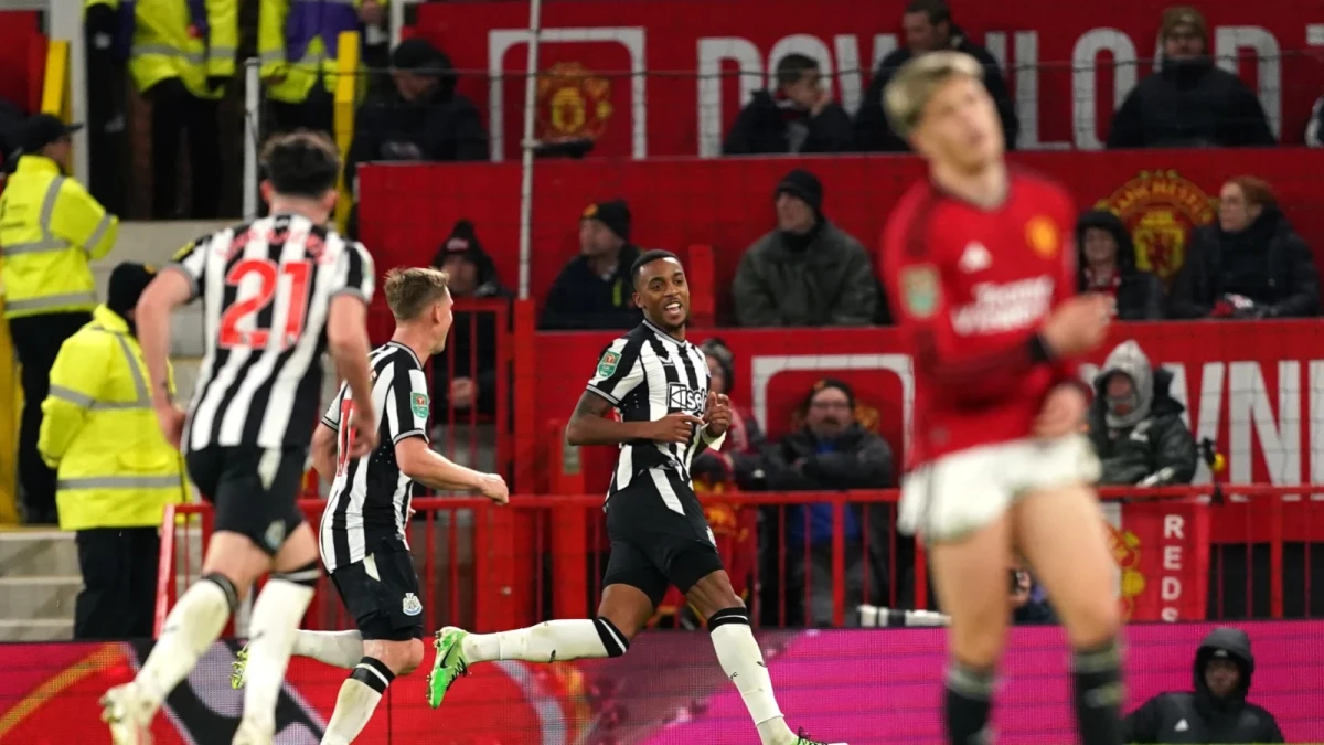 Newcastle celebrate against Man U Nov 2023