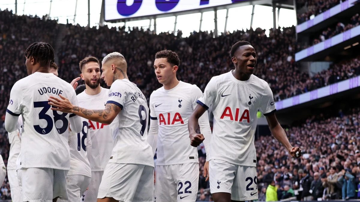 Tottenham Hotpsur celebrate