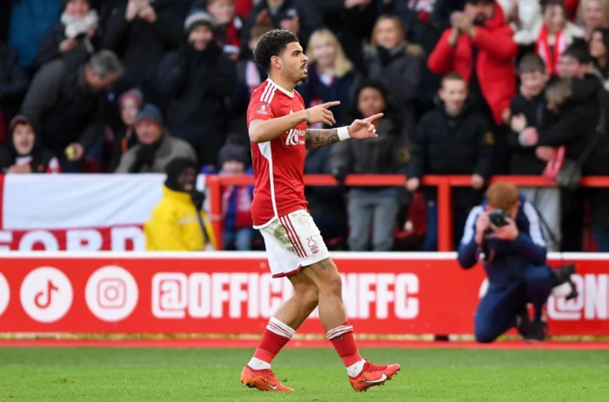 Morgan Gibbs-White celebrates Nottingham Forest's equaliser against Blackpool in the FA Cup