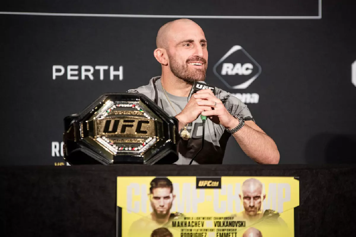 Alexander Volkanovski UFC 284 press conference