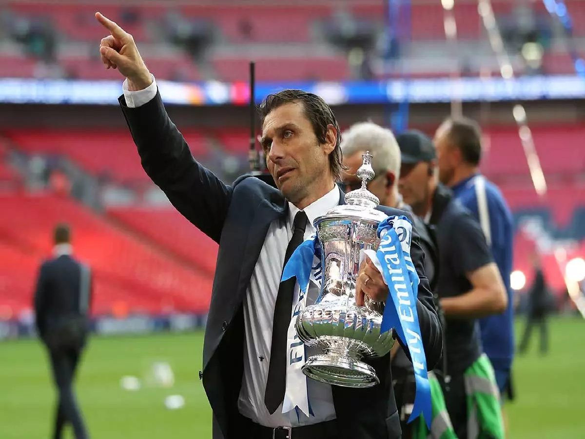 Antonio Conte with the FA Cup