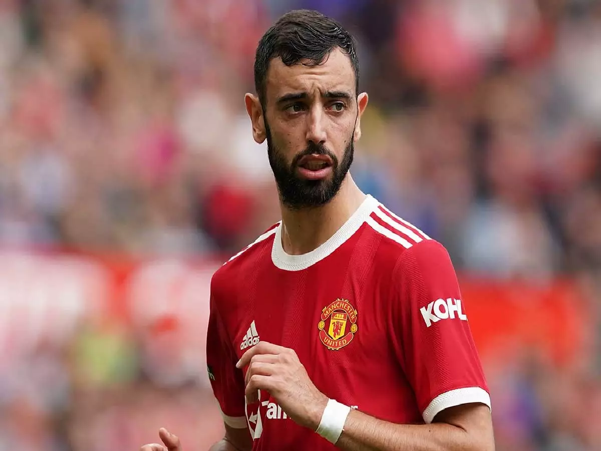 Bruno Fernandes looks on for Man Utd