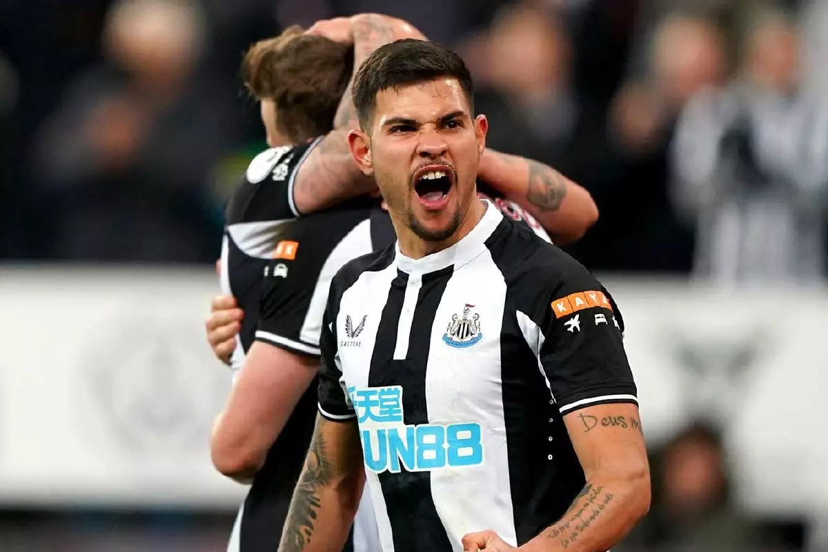 Bruno Guimaraes celebrates Newcastle goal