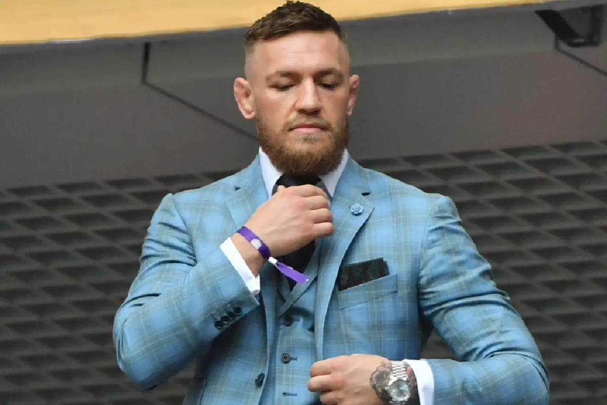 Conor McGregor suit