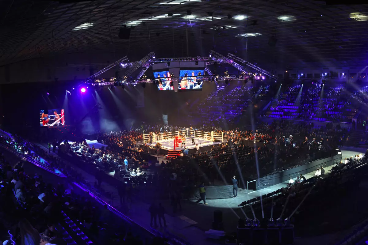 Generic boxing ring - Nov 2014