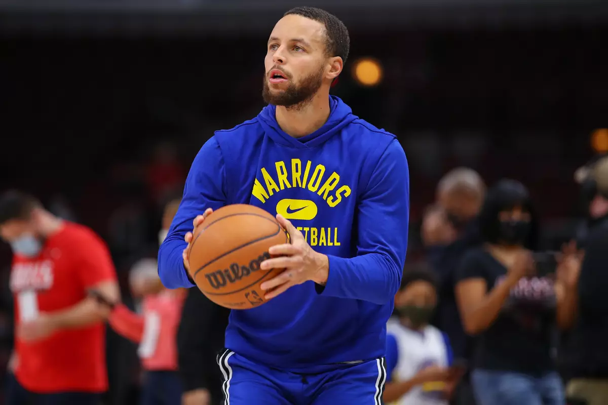 Golden State Warriors Guard Stephen Curry (30) looks on before taking a shot before a NBA game