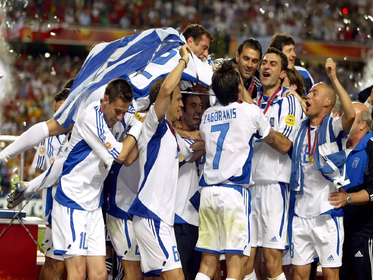 Greece celebrate their victory at Euro 2004