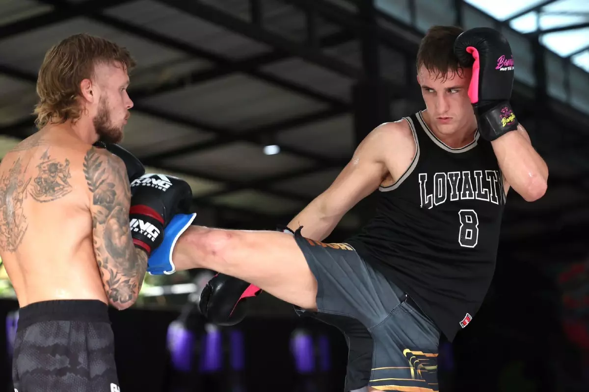 John Mitchell training for PFL Europe