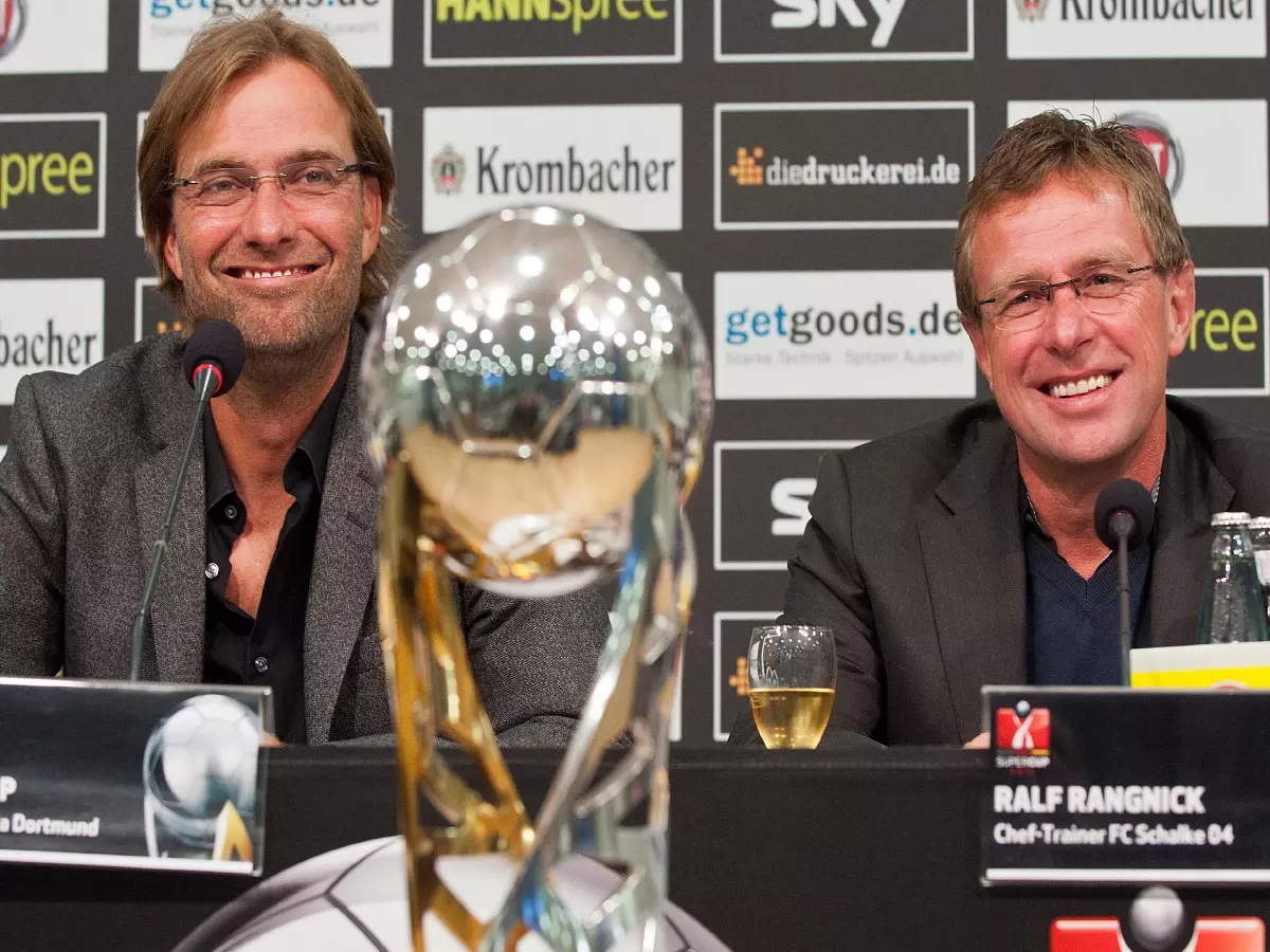 Head coach of the Bundesliga team BVB Borussia Dortmund Juergen Klopp (L) and Ralf Rangnick (R), head coach of the Bundesliga team FC Schalke 04