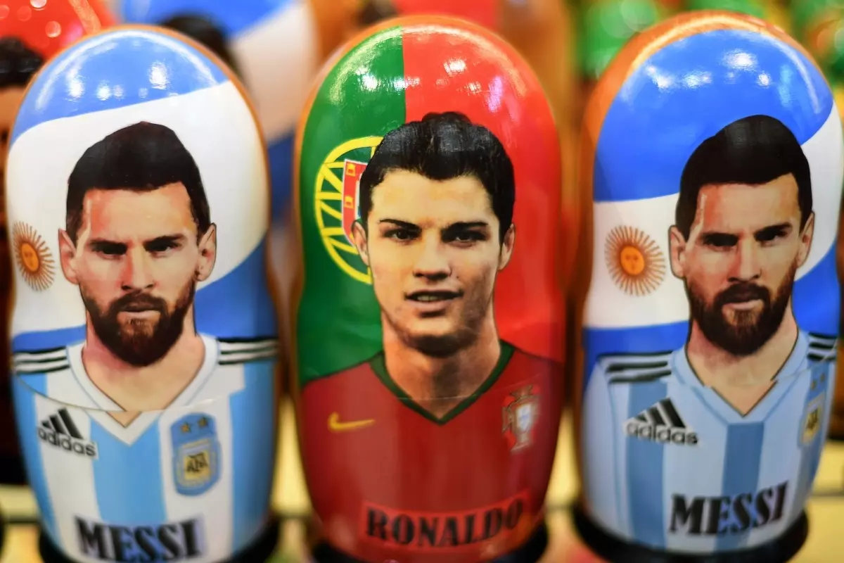Lionel Messi Cristiano Ronaldo Russia Jun18