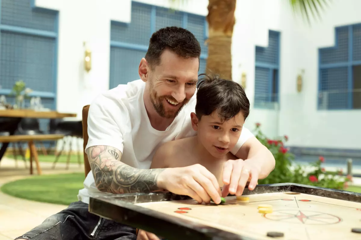 Lionel Messi on holiday with his family in Saudi Arabi - April 2023
