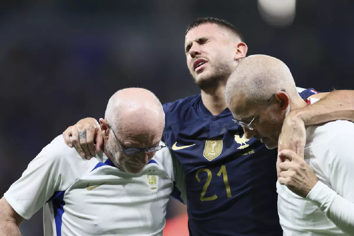 Lucas Hernandez suffers knee injury World Cup Nov 22