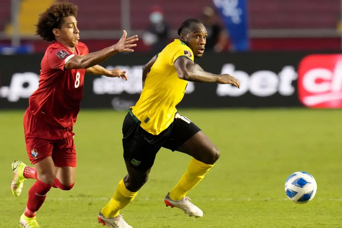 Michael Antonio playing for Jamaica in 2022