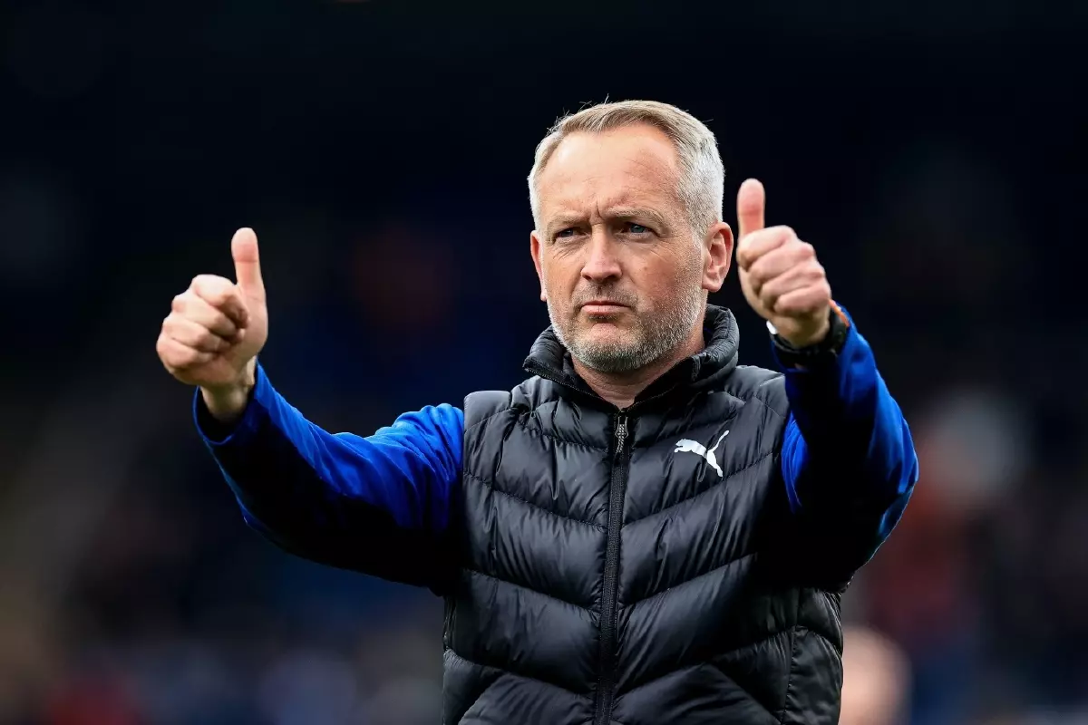 Neil Critchley Blackpool Apr22