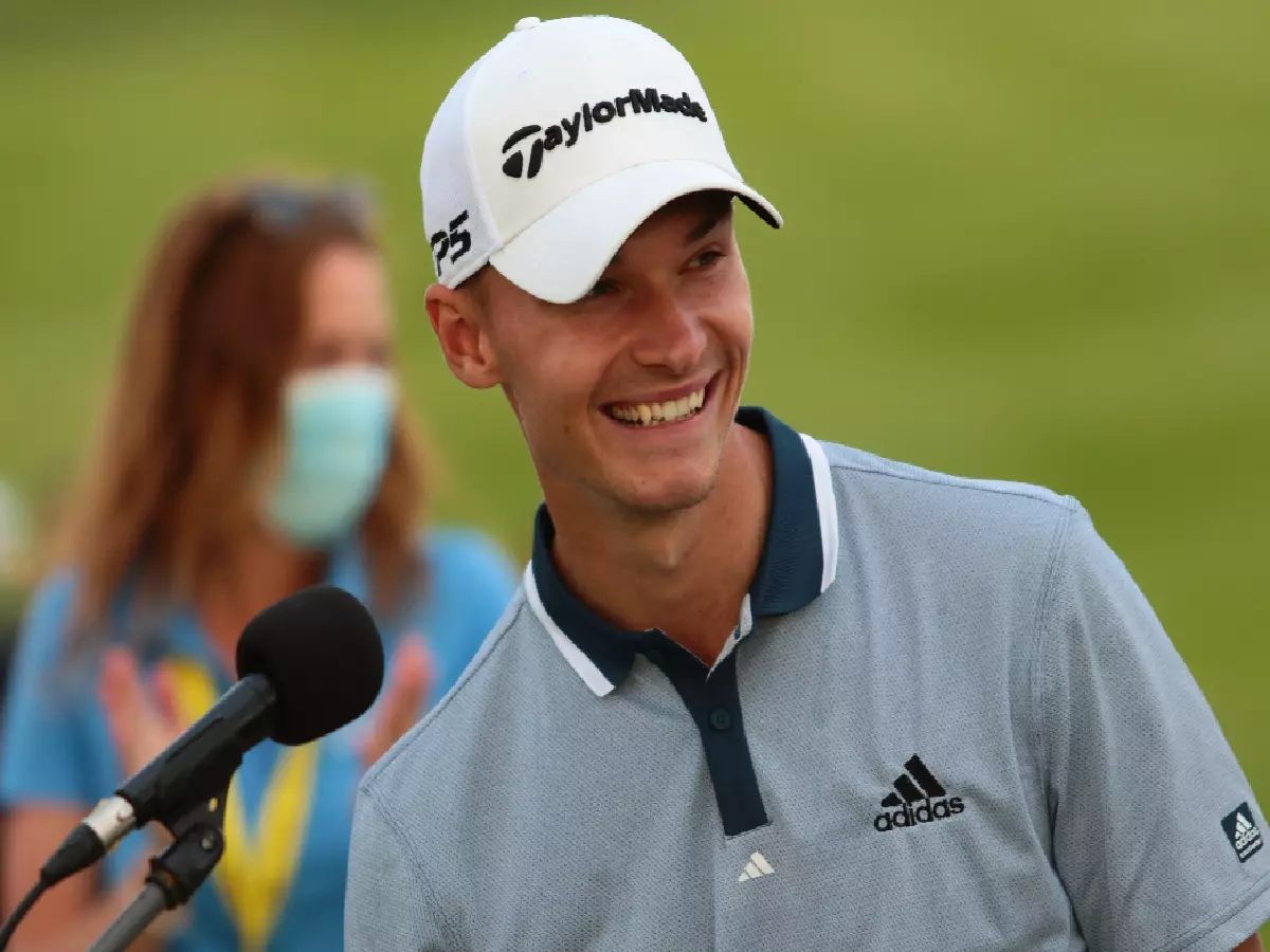 Nicolai Hojgaard smiling