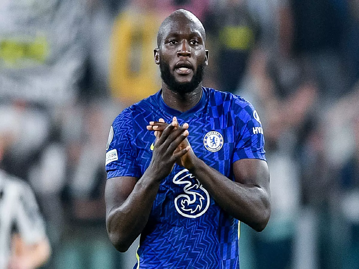 Romelu Lukaku rubs hands together