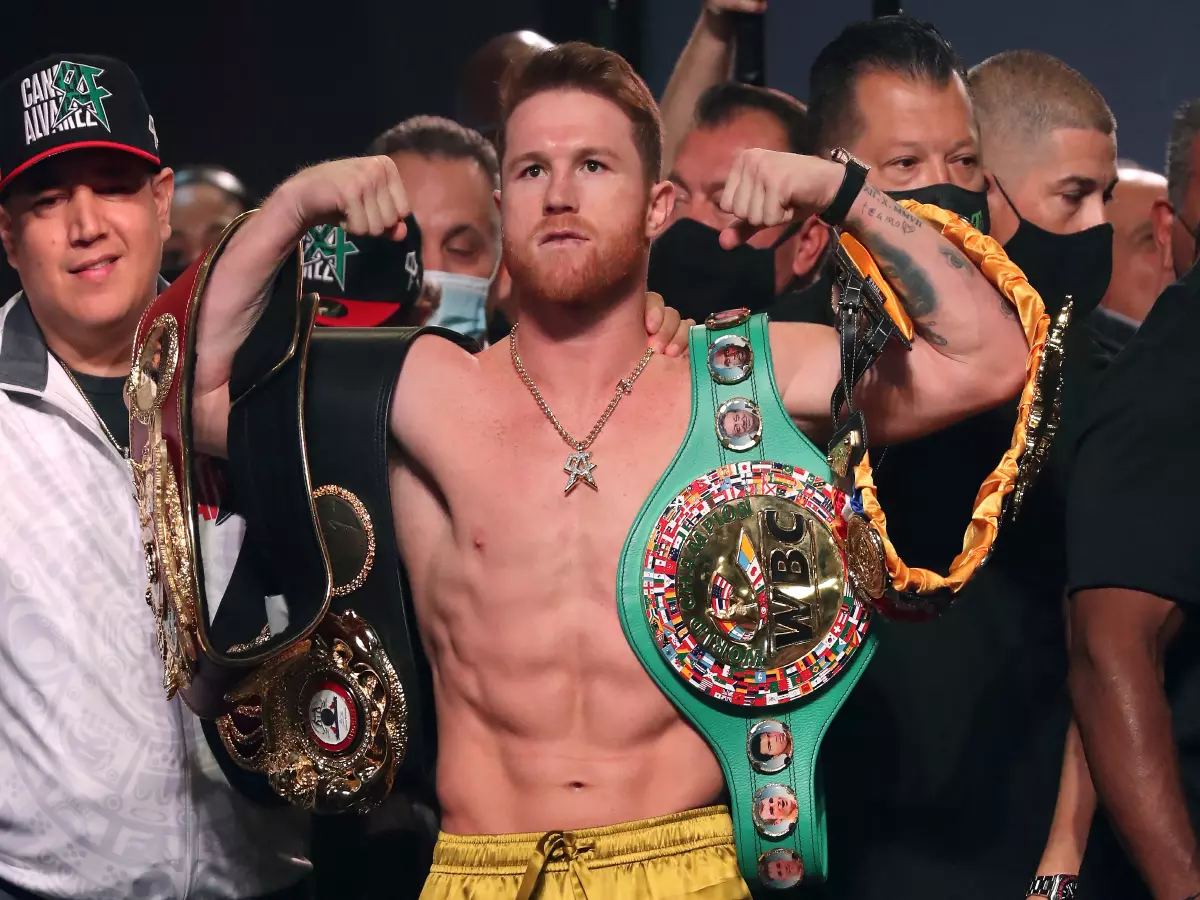 Saul Canelo Alvarez, November 5, 2021