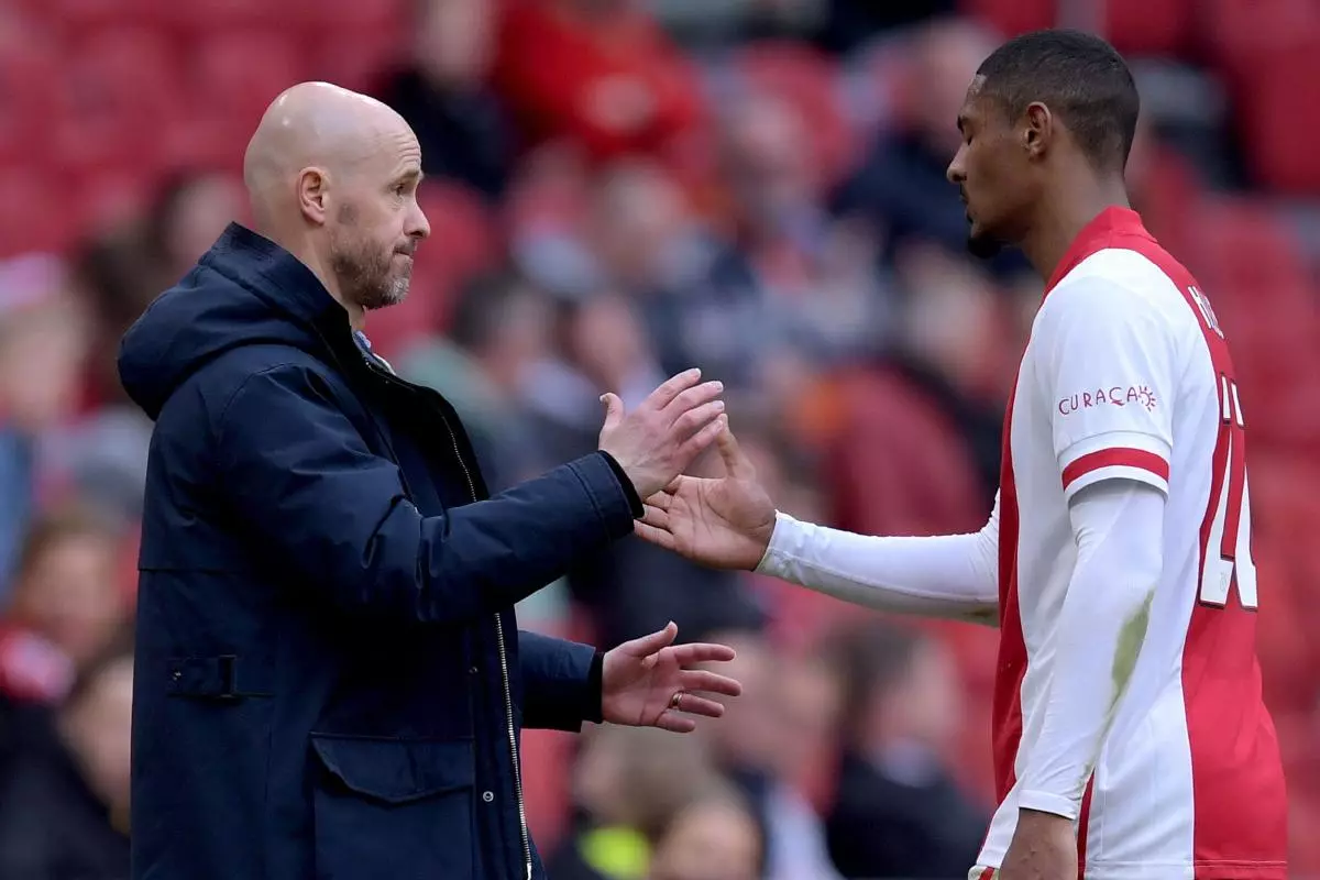 Erik ten Hag Sebastien Haller Apr21