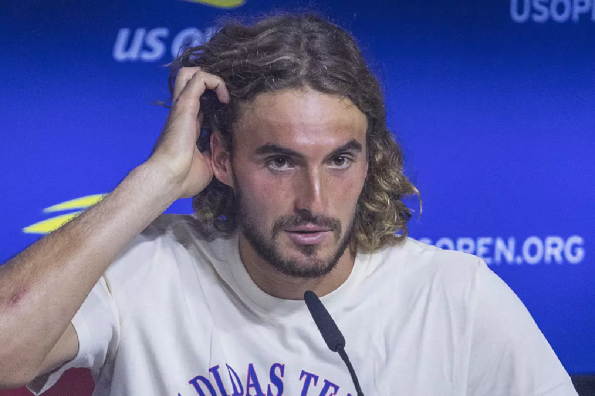 Stefanos Tsitsipas talks to the media - August 2022