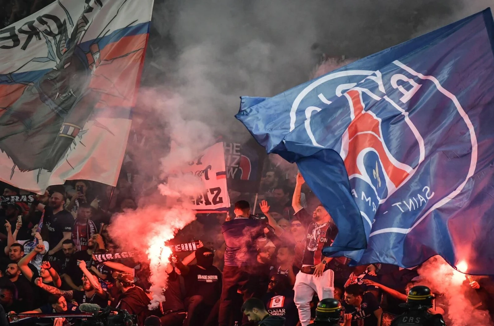Paris Saint-Germain fans