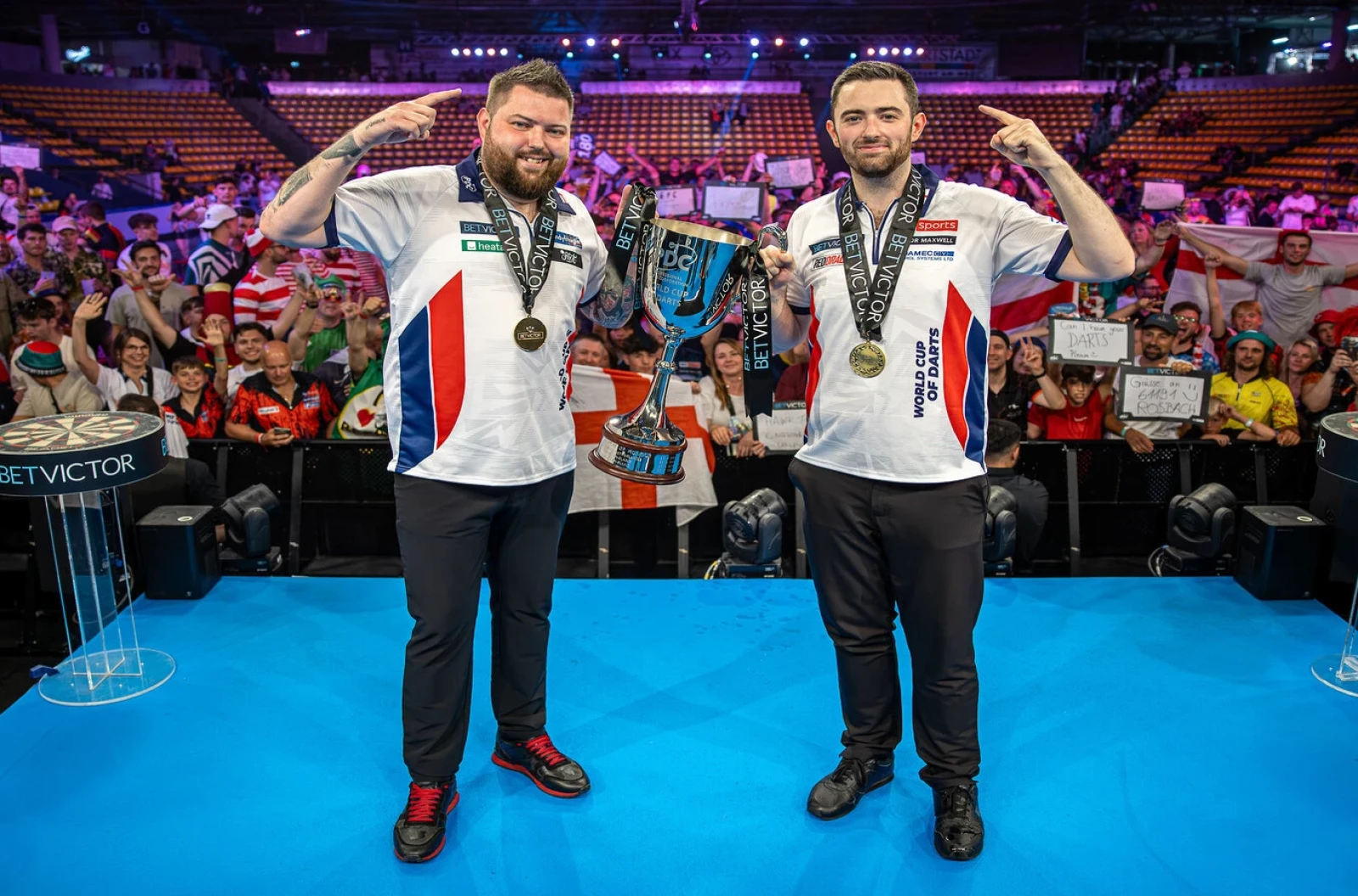 England win World Cup of Darts