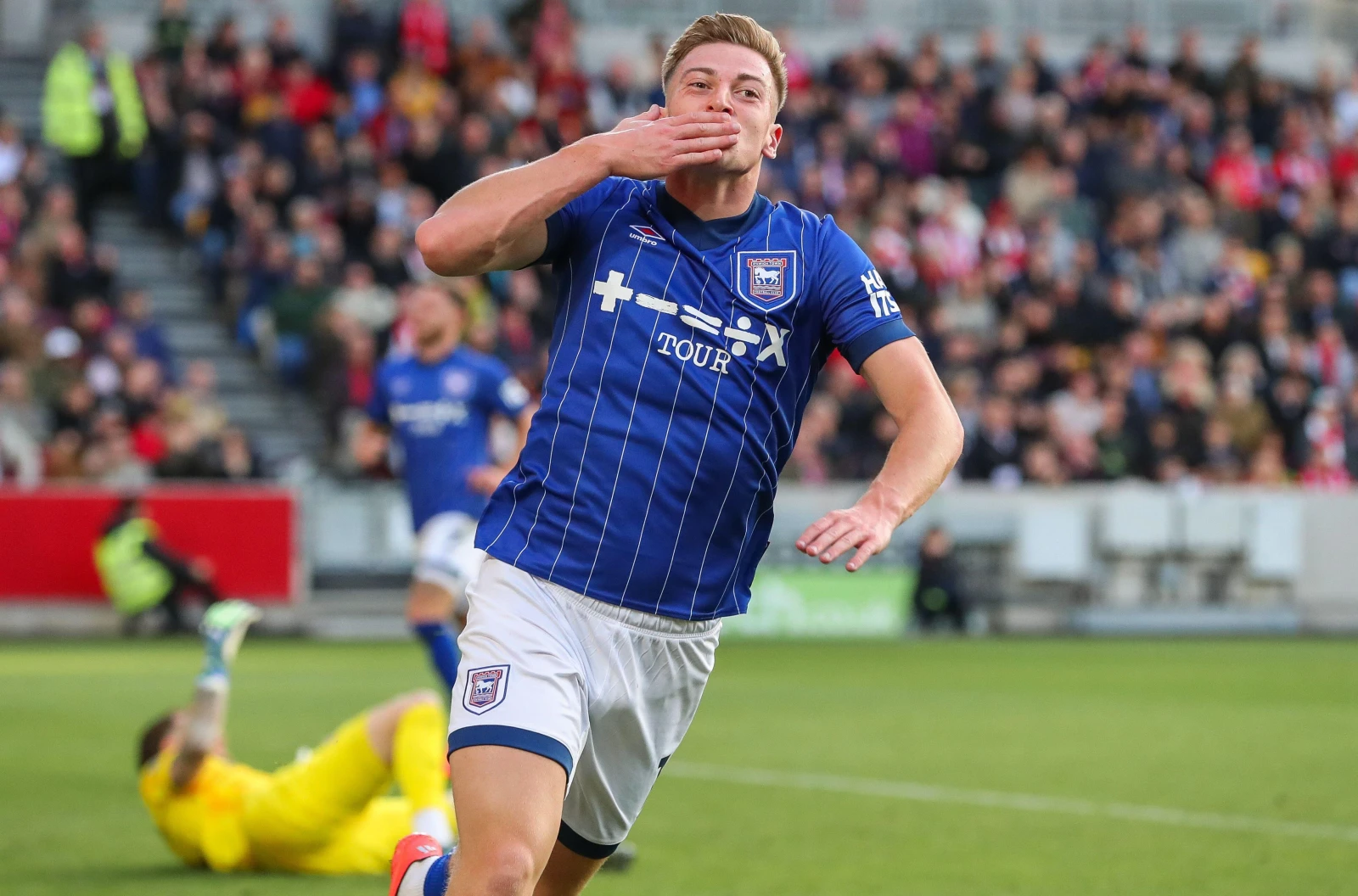 Liam Delap scores for Ipswich Town