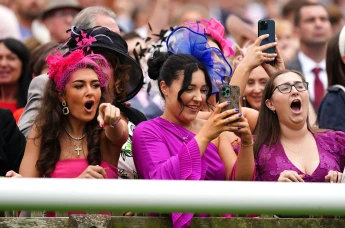 Newmarket racegoers at July Festival