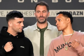 Jack Catterall (left) and Regis Prograis (right) with boxing promotor Eddie Hearn