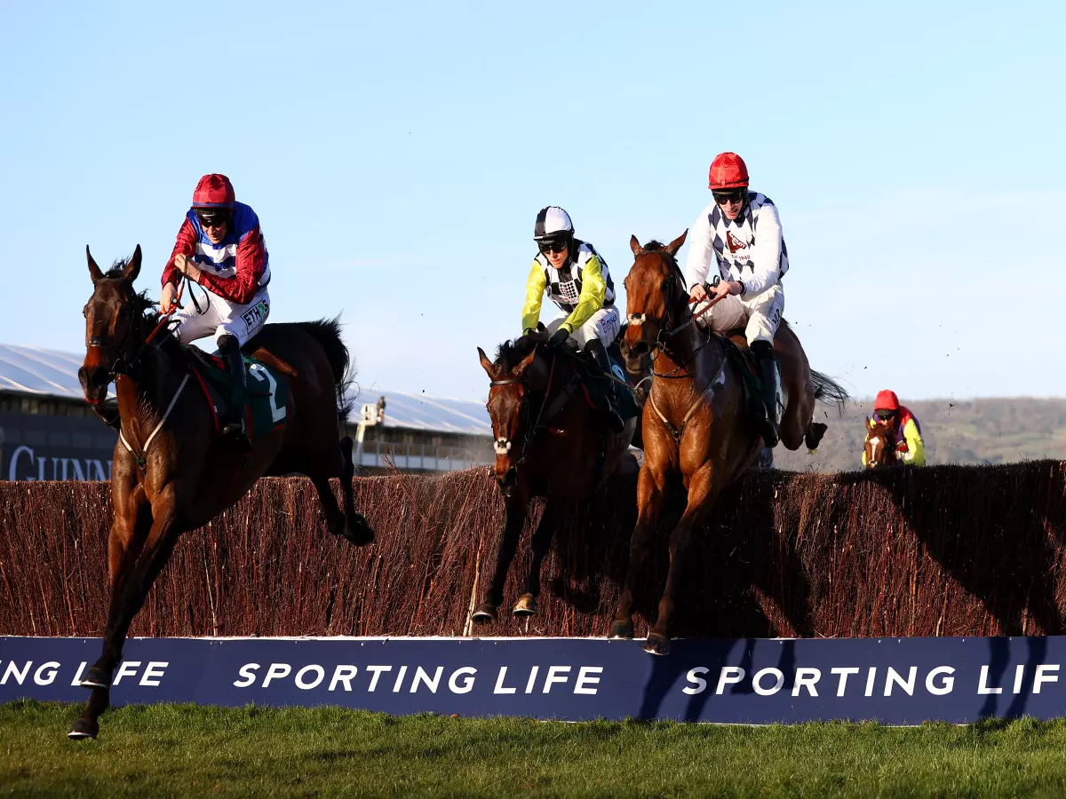 Escaria Ten (far left) during the National Hunt Challenge Cup Novices' Chase