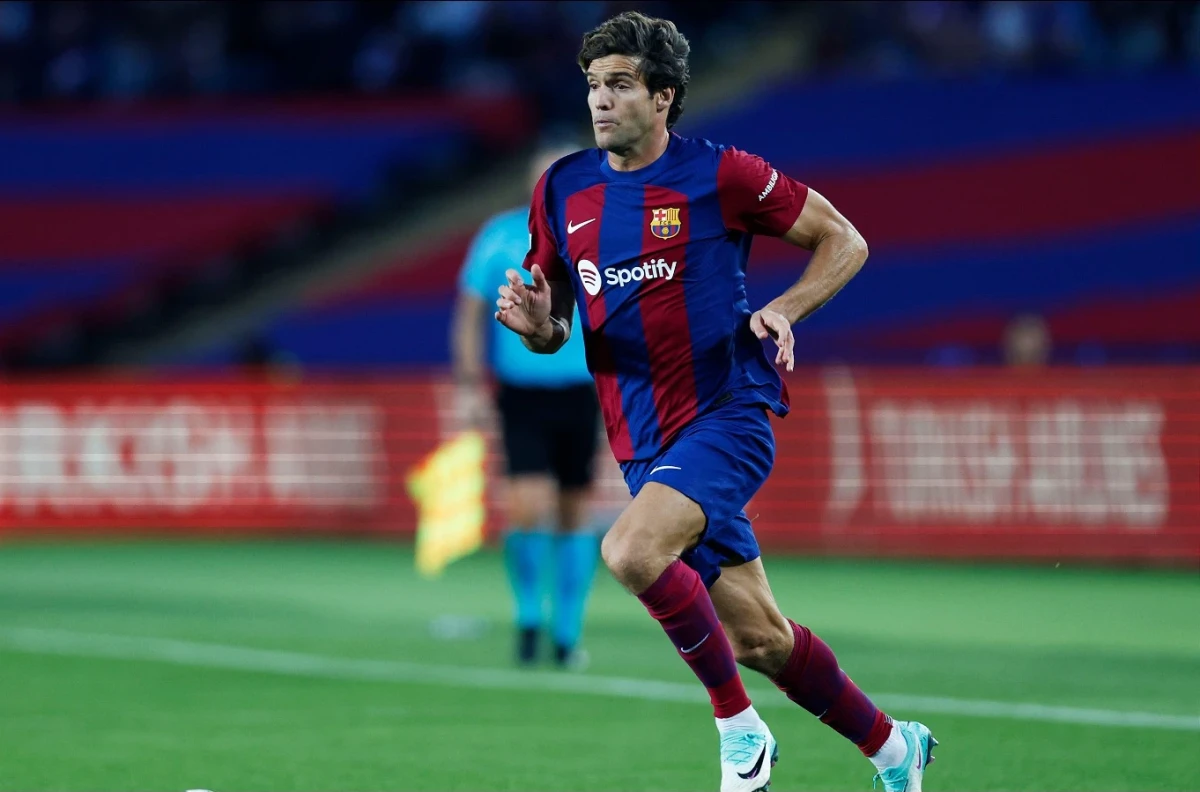 Atletico Madrid eye Marcos Alonso amidst Barcelona contract uncertainty