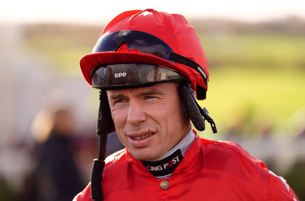 Denis O’Regan completes National Hunt set at Hereford