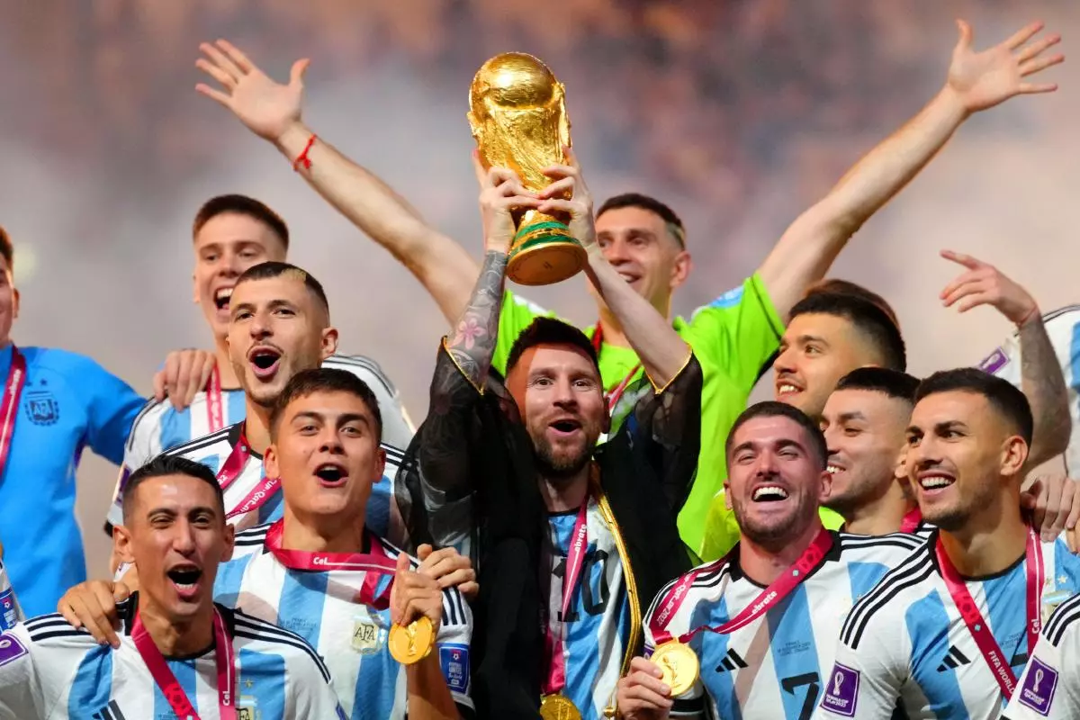 Lionel Messi leads Argentina to World Cup glory, Kylian Mbappe treble ...