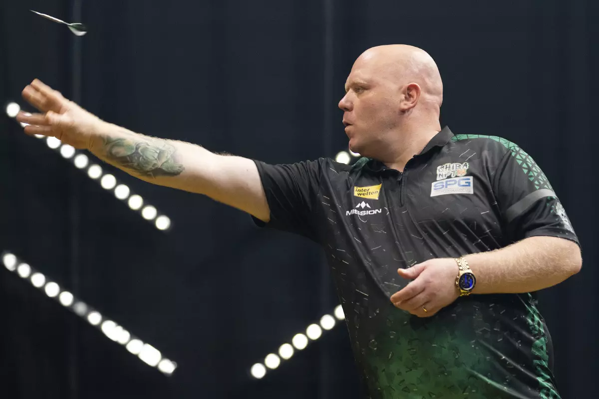 German Darts Open: Martin Lukeman shines in Jena to set up Rob Cross clash