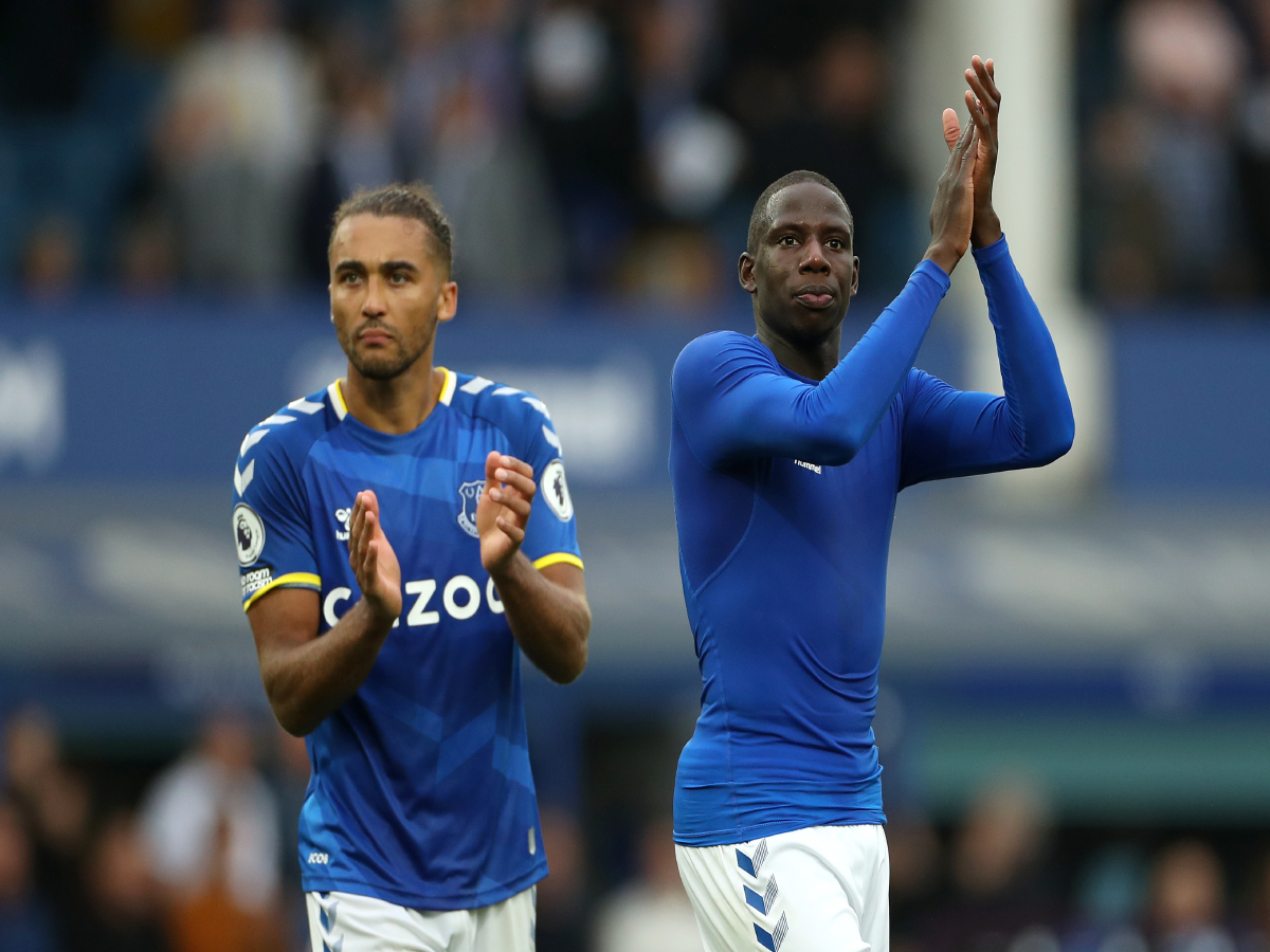 Everton news: Midfield duo ruled out for up to a month through injury ...