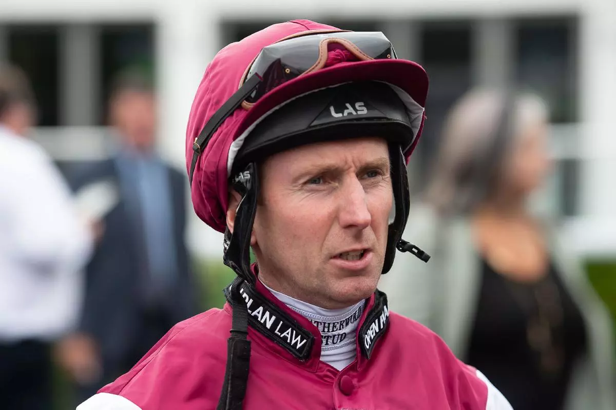 Derby-winning jockey Martin Dwyer to have more knee surgery