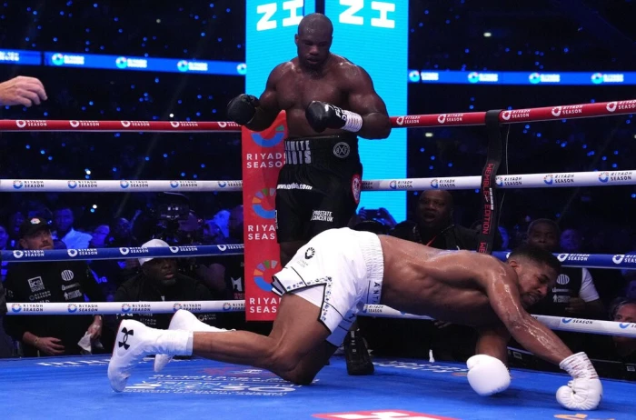 Daniel Dubois knocks out Anthony Joshua