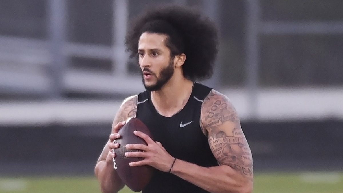 Colin Kaepernick trains with Las Vegas Raiders as he inches closer to ...