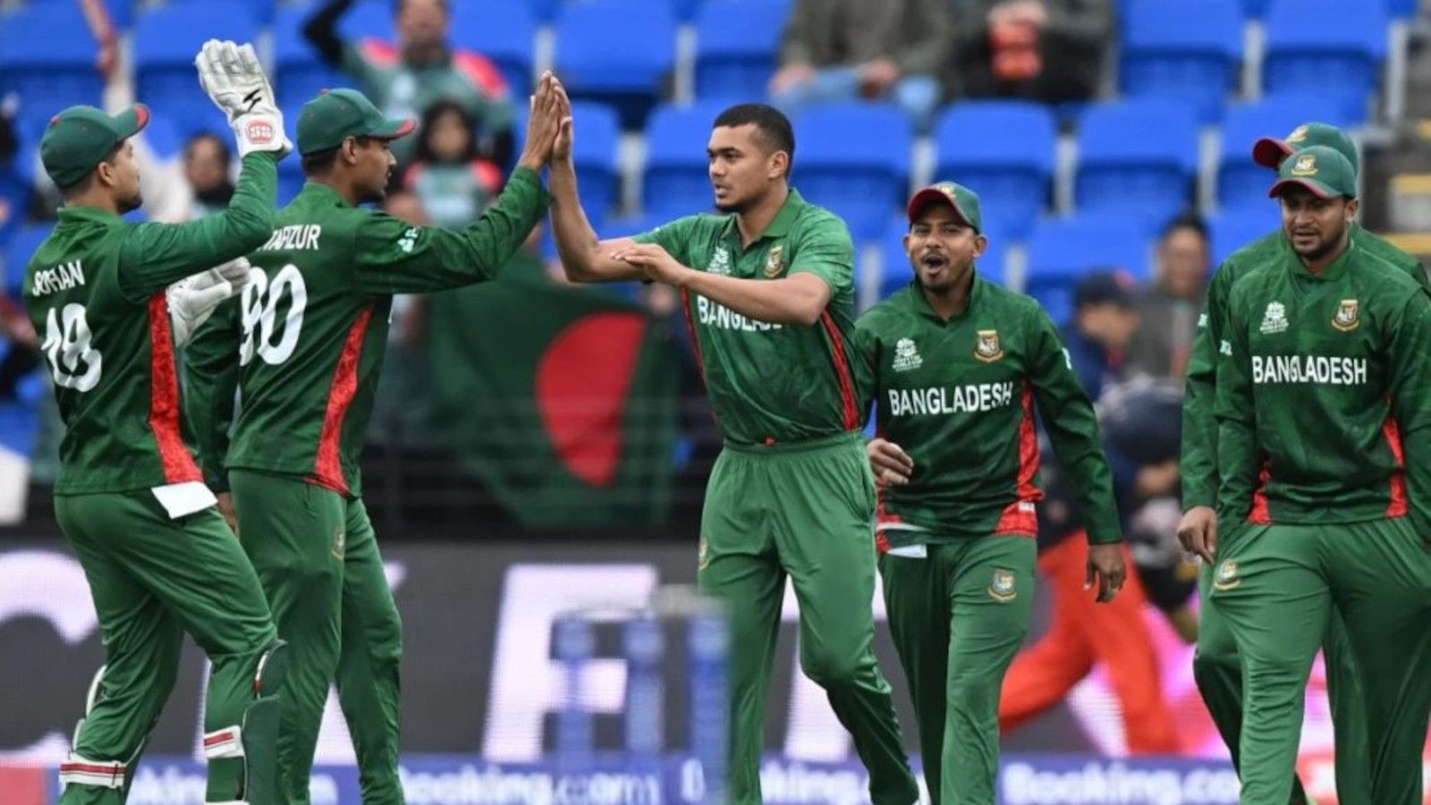 Bangladesh zette zichzelf op de rand van kwalificatie voor de Super Eights met de overwinning op Nederland