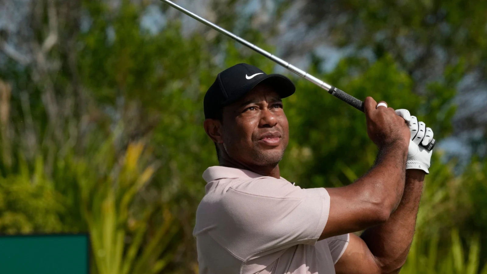Tiger Woods eight shots off the pace at Hero World Challenge