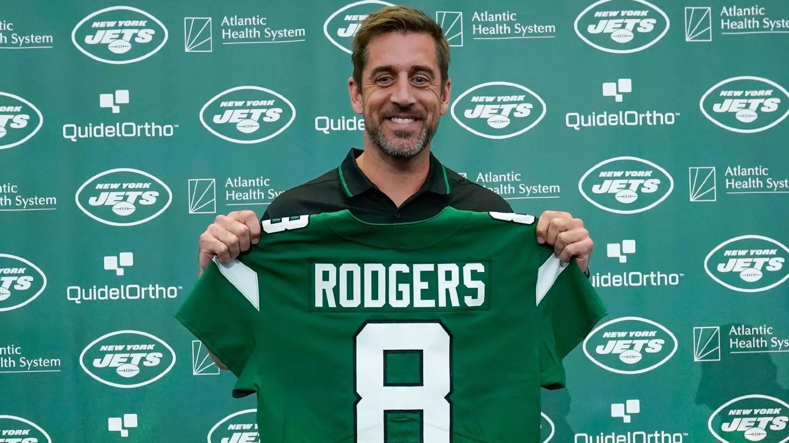 Aaron Rodgers Introduced as Jets QB — With Super Bowl and Lombardi Trophy  in Mind – NBC New York