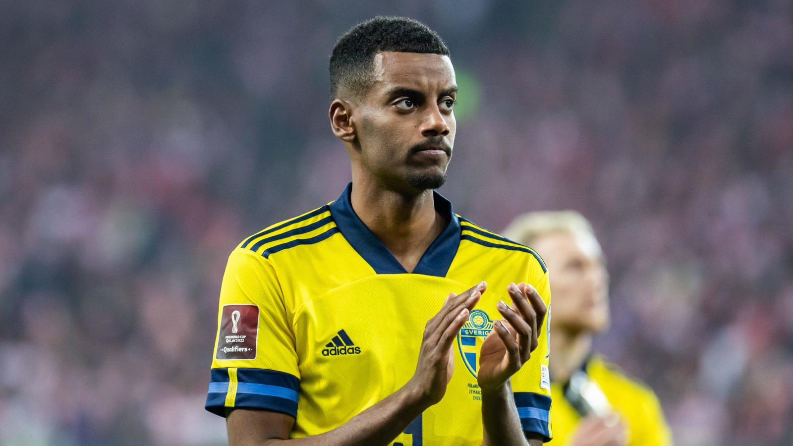 Newcastle sweating on Alexander Isak fitness after his withdrawal from