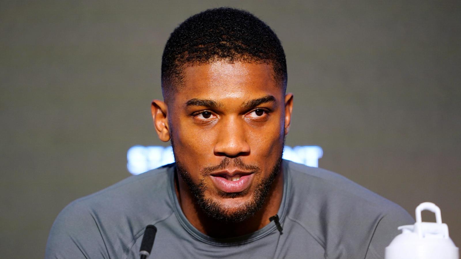 Anthony Joshua shuts down Deontay Wilder comparisons and sets sights on ...