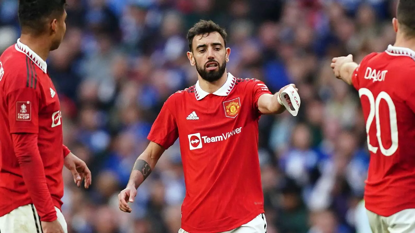 Manchester United's Bruno Fernandes defends Liverpool over their